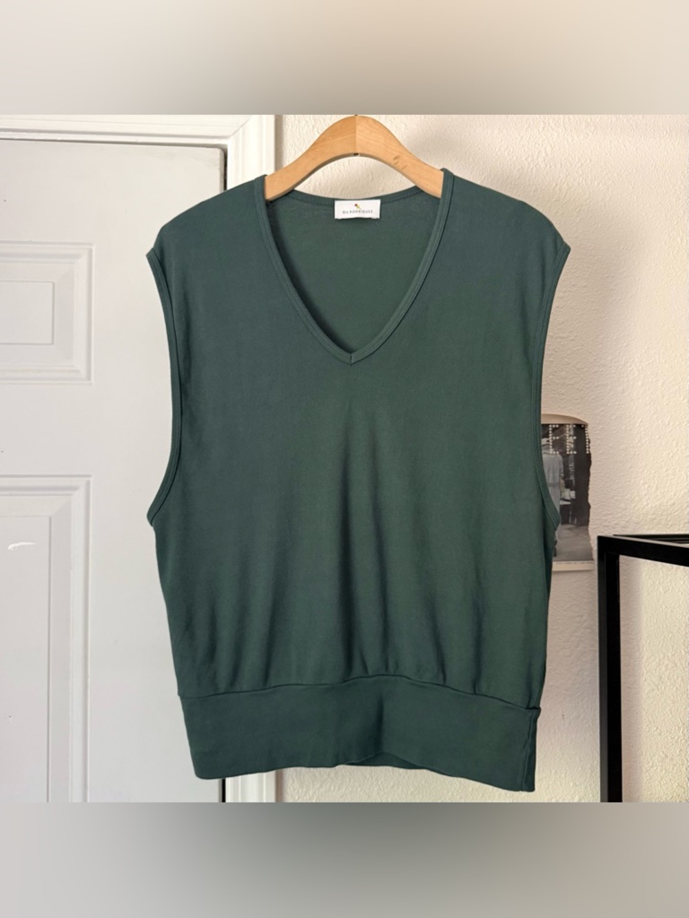 GIL RODRIGUEZ forest‎ green cotton v-neck boxy cropped knit tank top